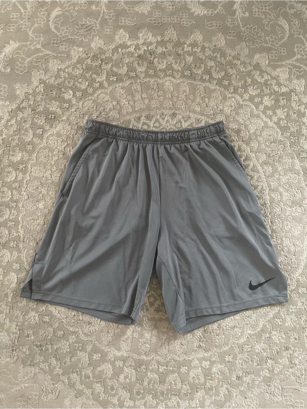 Nike Men's Grey Dri-FIT Athletic Shorts Sz L
